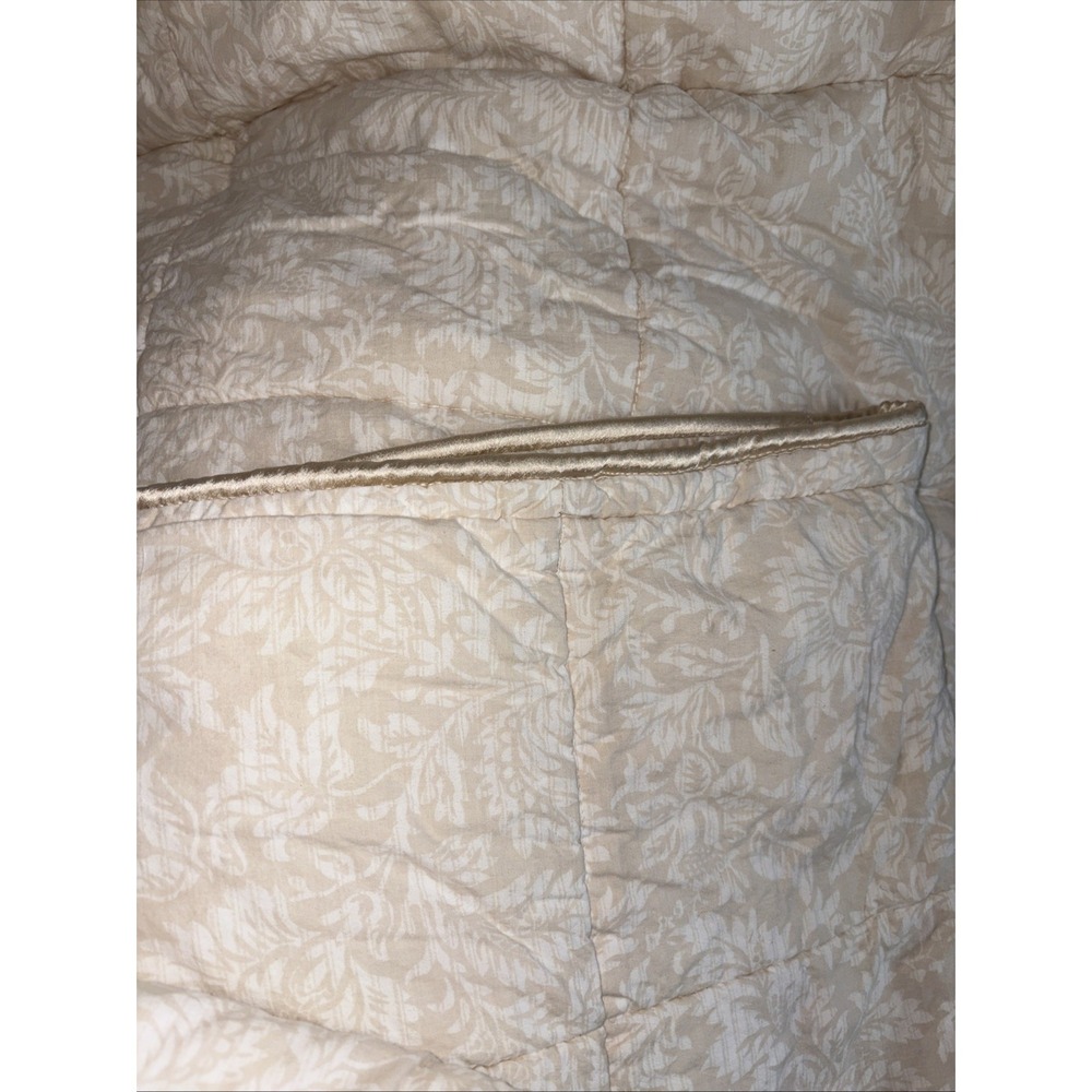 Simply Shabby Chic floral QUEEN Quilt  Reversable ‎ blanket tan white